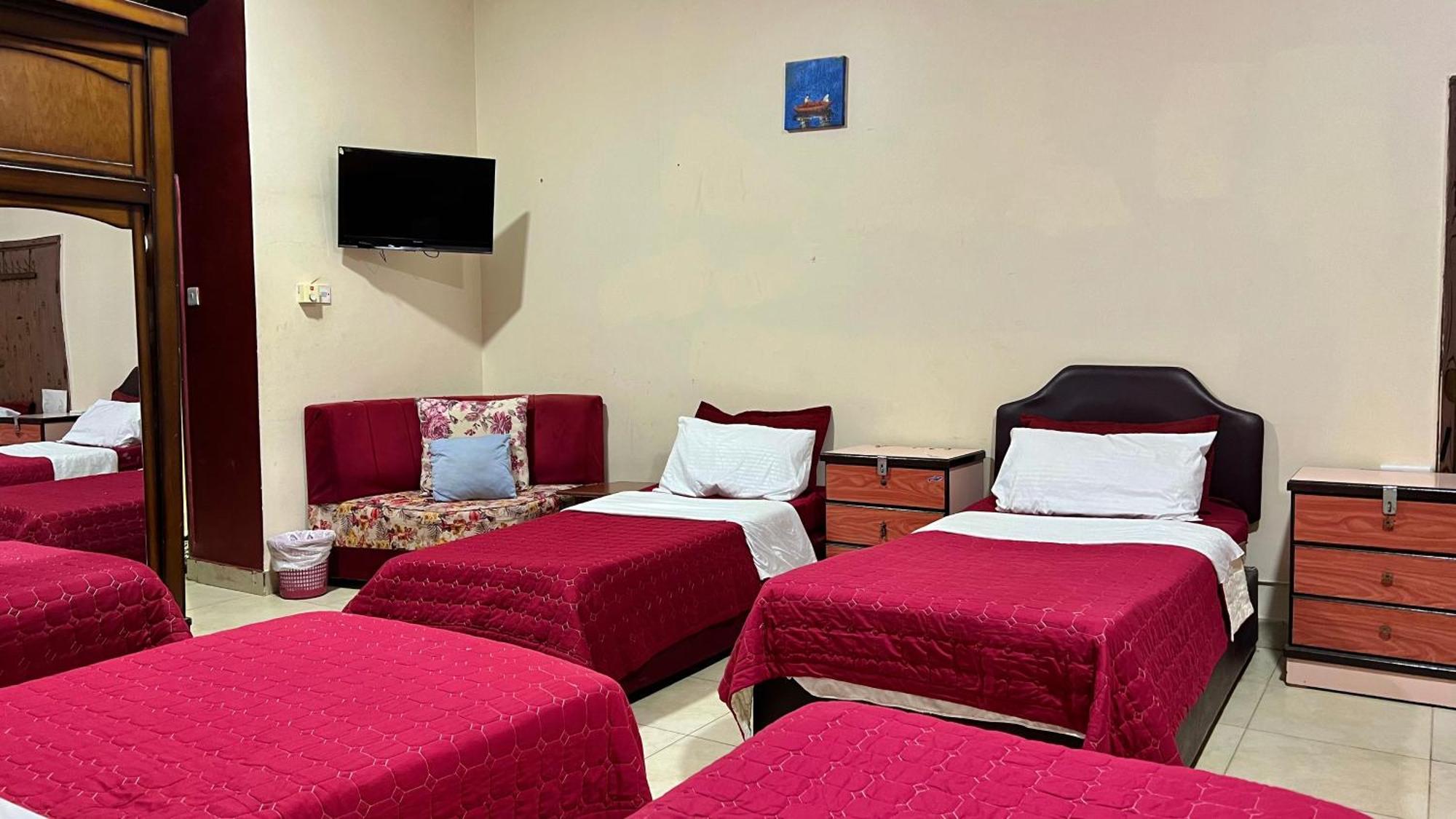 Al-Amer Hostel Aqaba Exterior photo